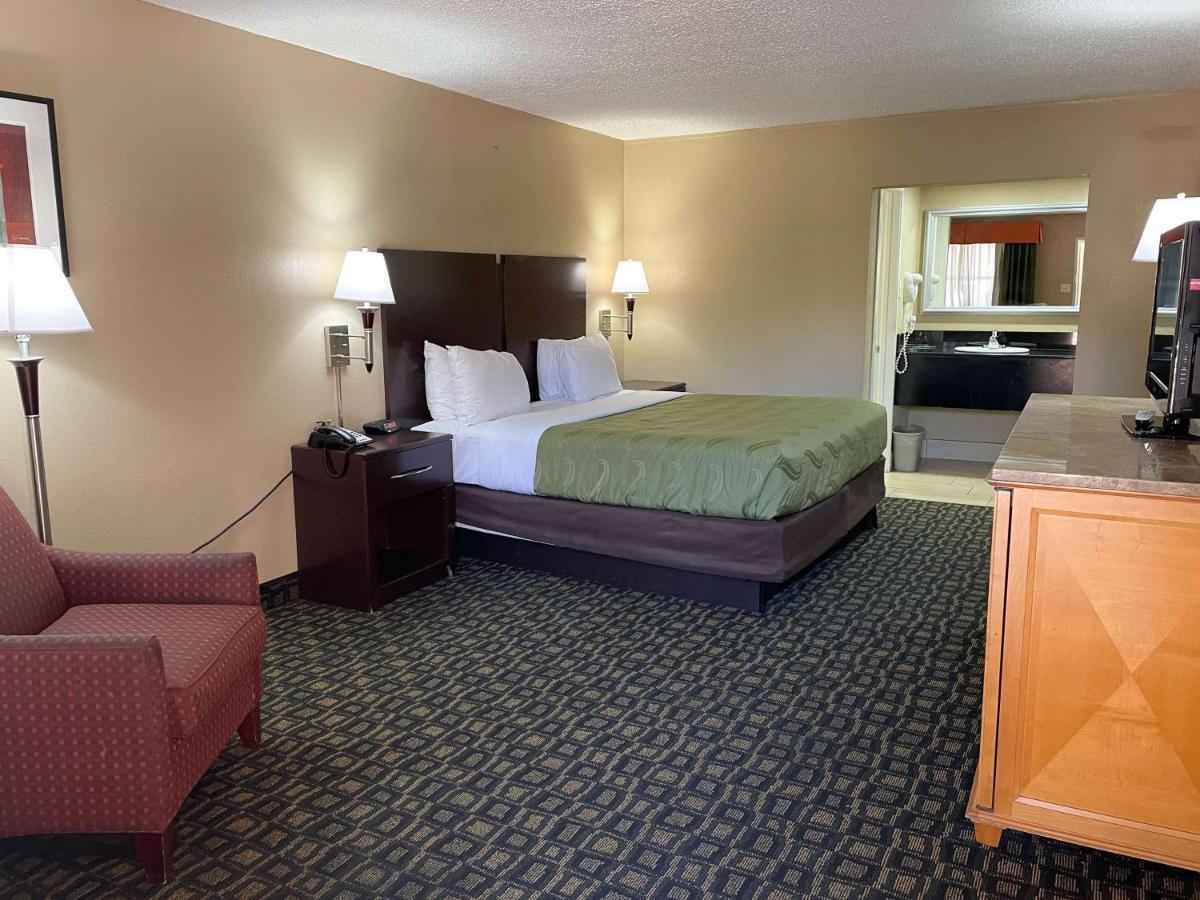 Tx Hotel